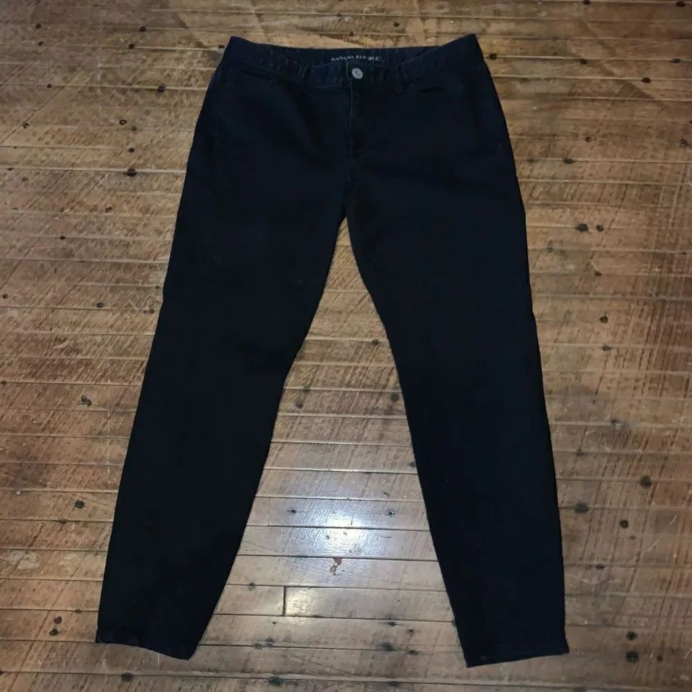 Banana Republic black cropped size 31 normcore skinny jeans